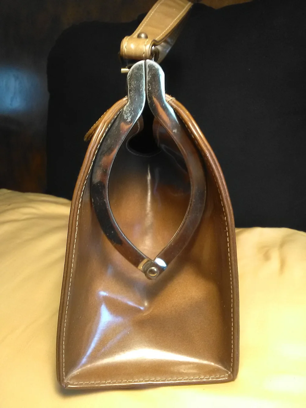 ANTIQUE LEATHER Tan Classic Structured Top-Handle HANDBAG (USA) READ DESCRIPTION
